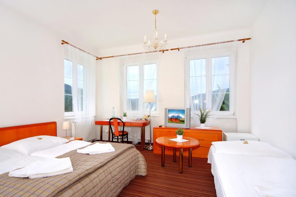 Palace Club Špindlerŭv Mlýn Zimmer foto