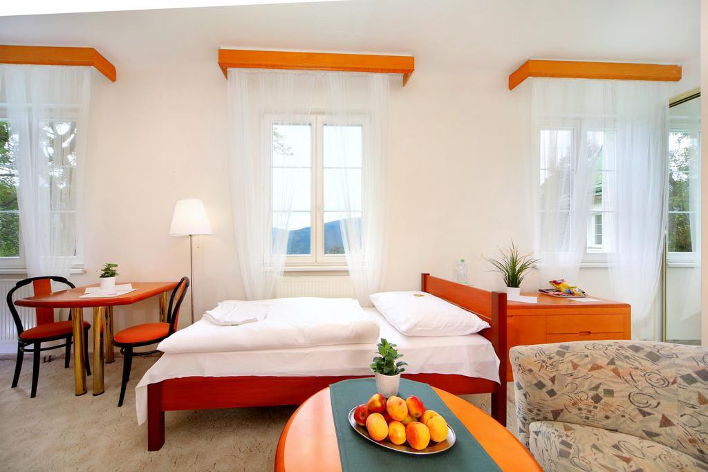 Palace Club Špindlerŭv Mlýn Zimmer foto
